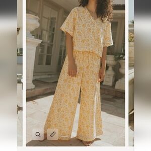 Altair The Label Anthro Clara  Honeysuckle Wide Leg Floral Pants & Blouse Set M